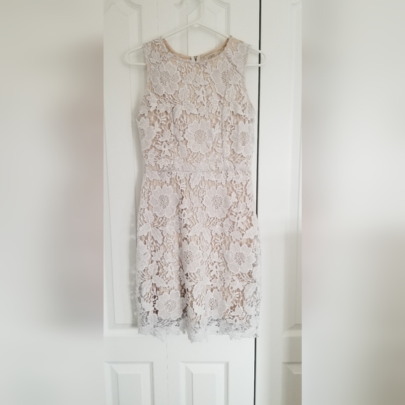 Ann Taylor LOFT beautiful dress - Picture 1 of 4
